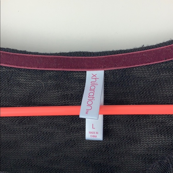 Top - Picture 2 of 2